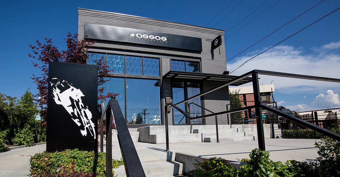 Assos USA Outside sm