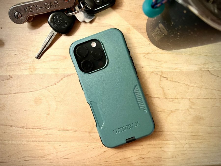 Otterbox - Commuter iPhone 16 Pro Case